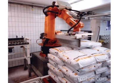 厂家直销码垛搬运机器人，水泥饲料化肥袋装码垛机器人