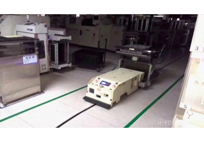 瑞鹏RP-QF-2.5TSQ-TS01搬运机器人    双驱动潜伏牵引型AGV   自动车