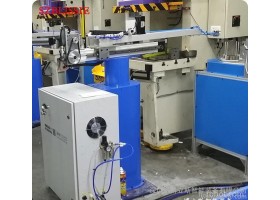 冲压机器人 冲压工业机器人 上下料机器人 高效代替人工
